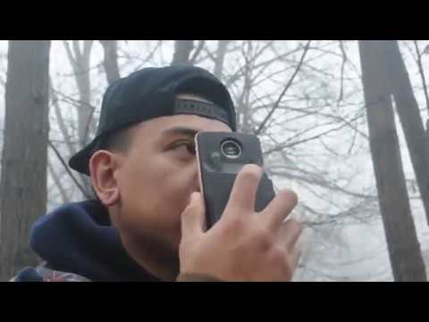Fantom Dynamics' LINC smart walkie talkie | A Moto Mod™ Concept