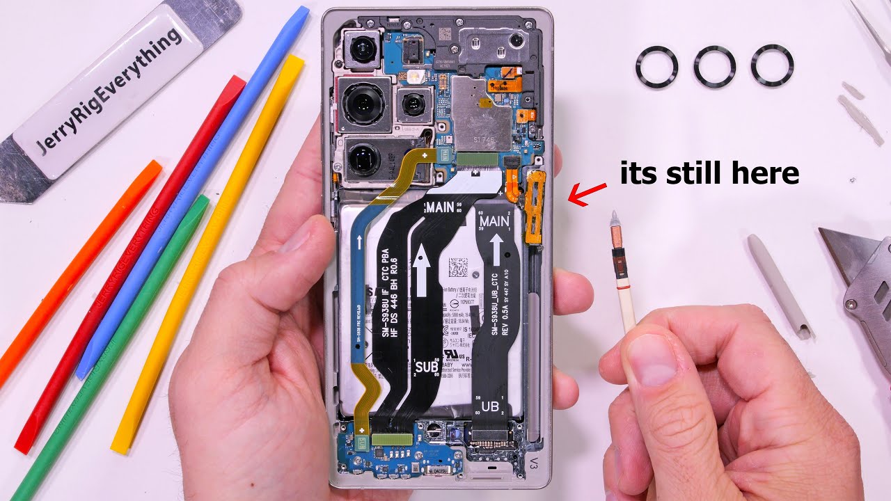 Samsung is holding back, and I have proof! - Galaxy S25 Ultra Teardown