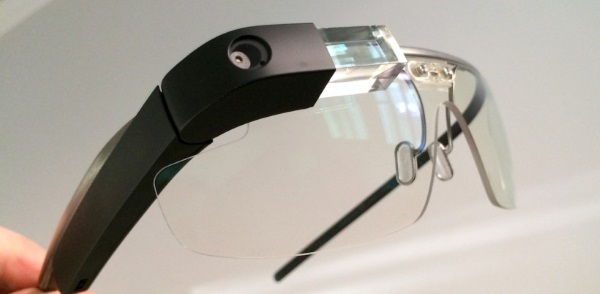 Google Glass: Nova atualização traz novidades sobre a Copa Google Glass Copa