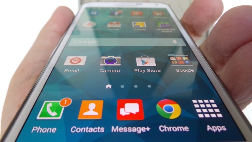Galaxy S5: Atualização para melhora de performance é liberada A atualização de cerca de 194MB para o Galaxy S5 melhora o desempenho do smartphone (Foto: Divulgação)