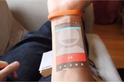 cicret bracelet wearable