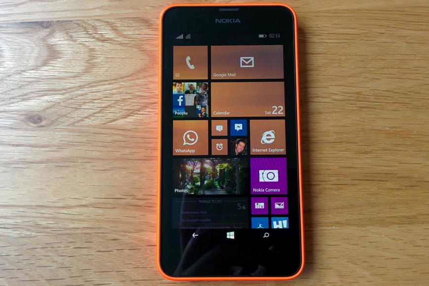 Nokia Lumia 630: Ficha Técnica, Preço e Disponibilidade lumia 630 tela low