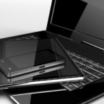 tablet e notebook juntos