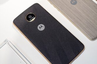 moto z force black nylon