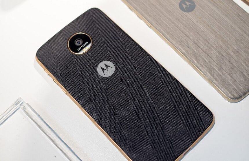 moto z force black nylon