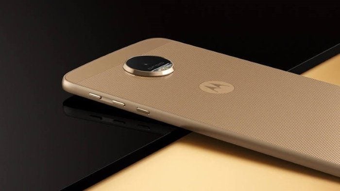 Moto Z e Moto Z Force não possuem conectores para fones de ouvido Moto Z e Moto Z Force perdem entrada P2 para fones de ouvido. (Foto: Divulgação/Phone Arena)