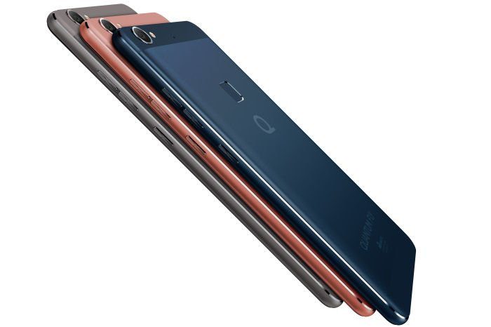 Quantum Fly cores do smartphone Quantum Fly cores do smartphone