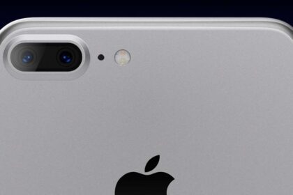 could be our first look iphone 7 pro.1280x600