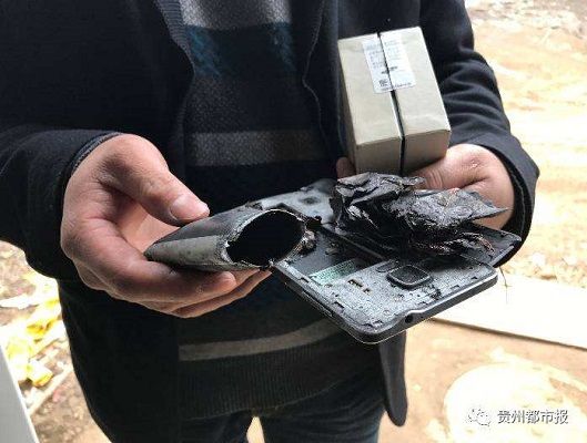 Samsung Galaxy Note 4 explode e queima rosto de criança de 5 anos note 4