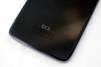 alcatel idol 5 fcc