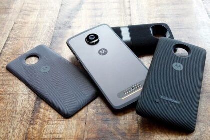 lancamento moto z2 play