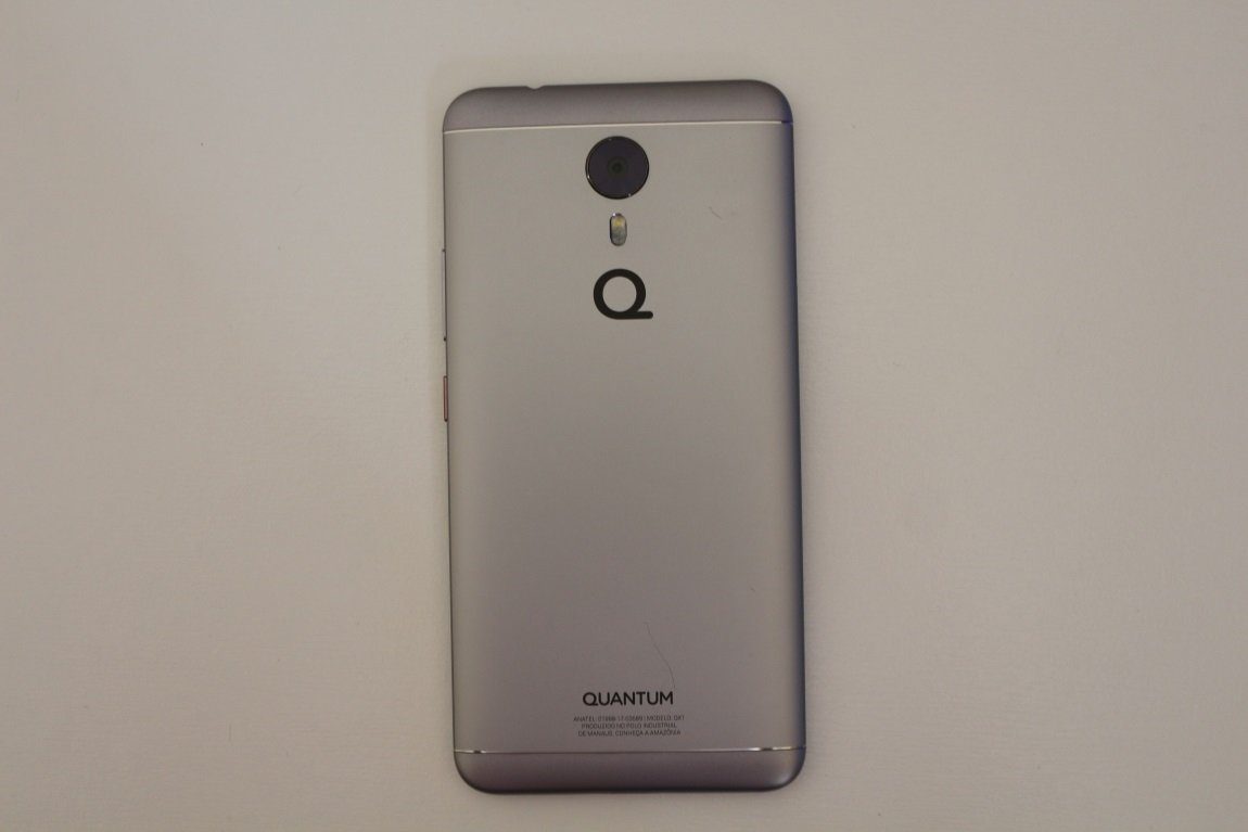 Quantum Sky Review - Parte Traseira Quantum Sky Review - Parte Traseira