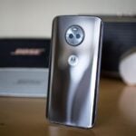 moto x4 design