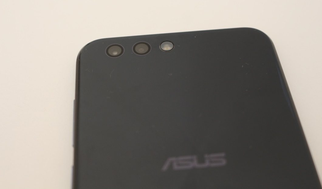 Review do Zenfone 4 - Câmera Dupla Review do Zenfone 4 - Câmera Dupla