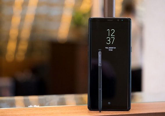 Galaxy Note 8 - smartphones com proporção 18:9 Galaxy Note 8 - smartphones com proporção 18:9