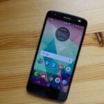 moto z2 force oreo