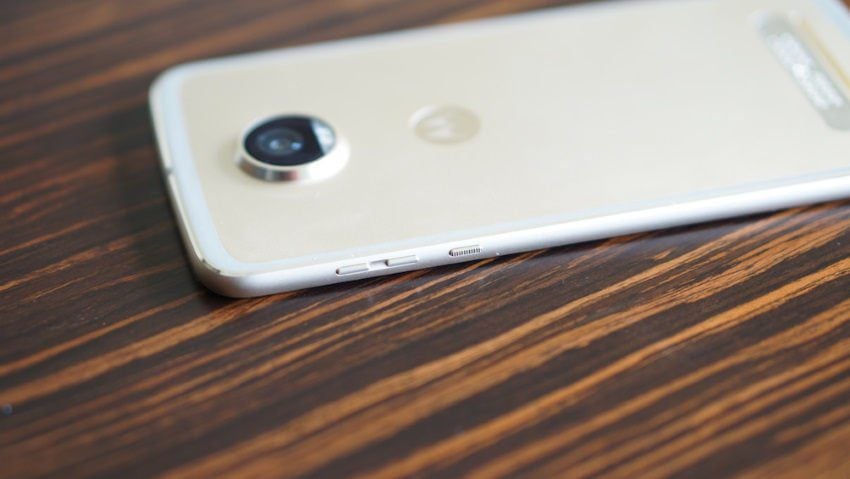 moto z3 play specs