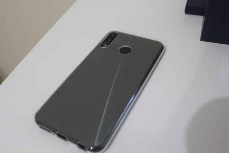 Zenfone 5 - Design da parte de trás Zenfone 5 - Design da parte de trás