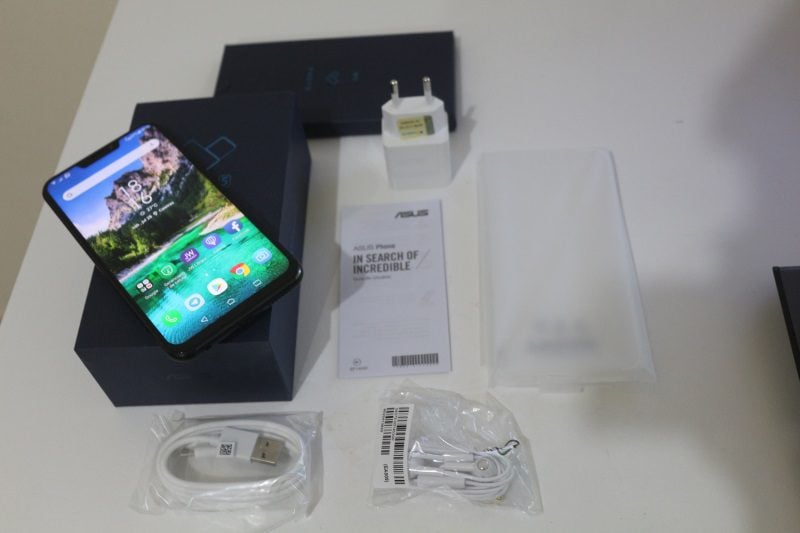 Zenfone 5 - O que vem na caixa Zenfone 5 - O que vem na caixa