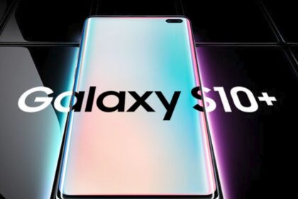 Galaxy S10+ recebe atualização para o leitor biométrico.