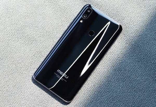 Meizu Note 9 é anunciado oficialmente com câmera traseira de 48 MP meizu note 9 preto traseira curva
