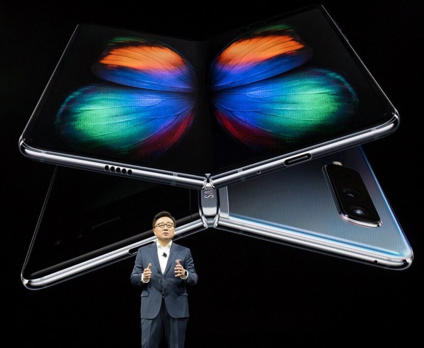 samsung galaxy fold dispositivo dobravel