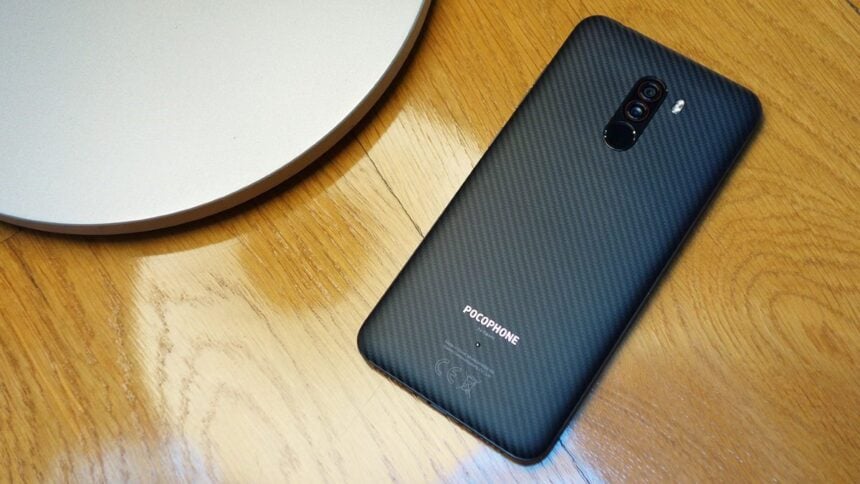 xiaomi pocophone f1 miui10
