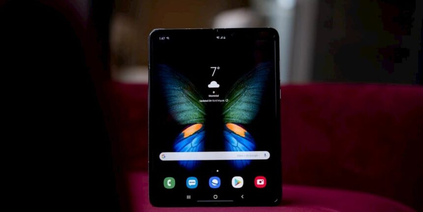 samsung galaxy fold ganha nova data de lancamento