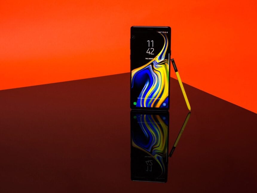 galaxy note 9 com a caneta spen