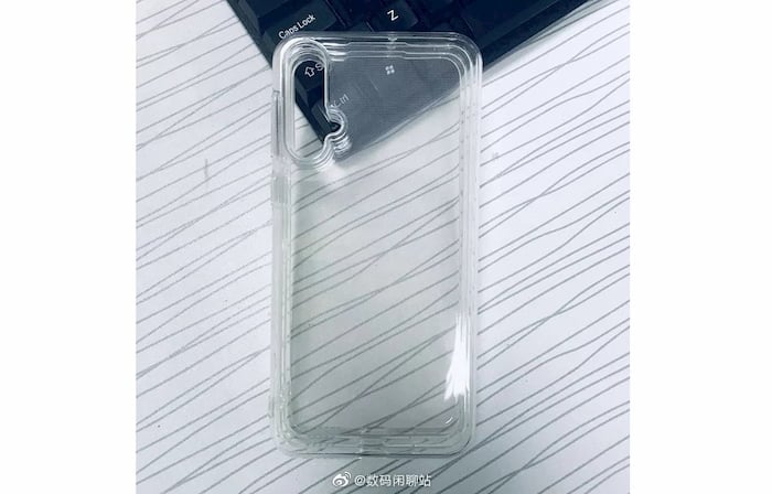 Huawei Nova 5 consegue autorização para lançamento na China Case de proteção do suposto Huawei Nova 5.