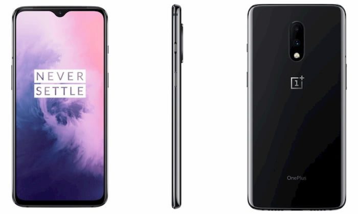OnePlus 7 na cor preto.