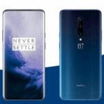 Imagem da parte frontal e da parte traseira do OnePlus 7.