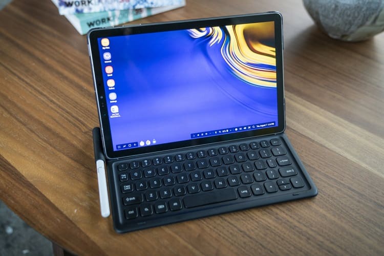 Galaxy A8+ e Galaxy Tab S4 recebem pacote de segurança de junho Galaxy Tab S4 e Galaxy A8+ recebem pacote de segurança de junho.