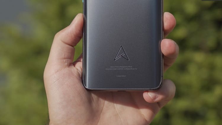 Zenfone 6 Edition 30 - ASUS inicia vendas da edição limitada do flagship Zenfone 6 edição especial logo do aniversário de 30 anos da ASUS.
