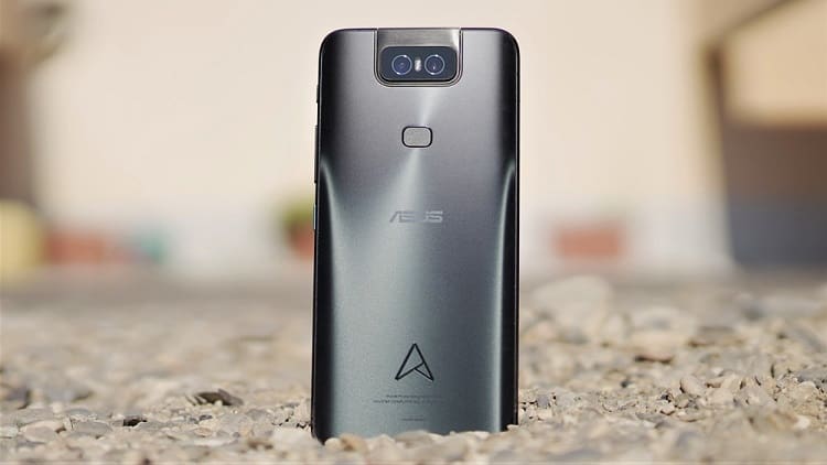 Zenfone 6 Edition 30 - ASUS inicia vendas da edição limitada do flagship ASUS Zenfone 6 Edition 30 traseira.