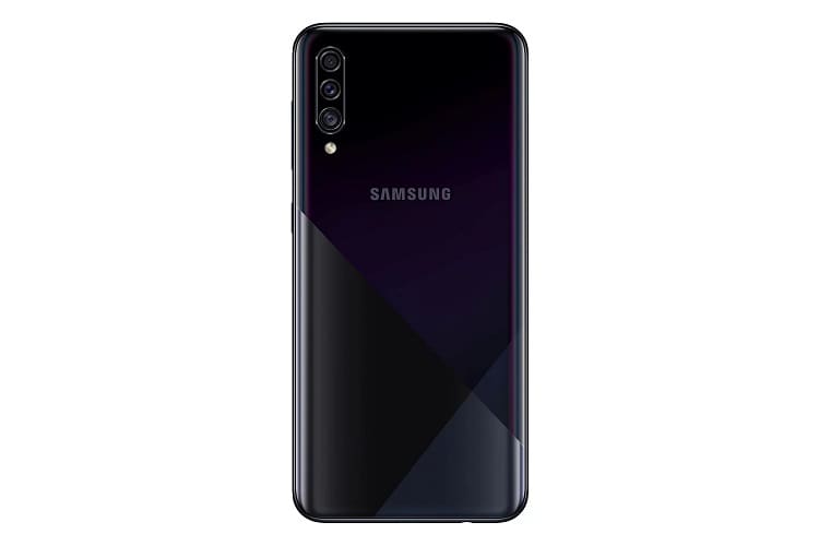 Galaxy A30s tem preço e previsão de lançamento comercial revelados Galaxy A30s preto.