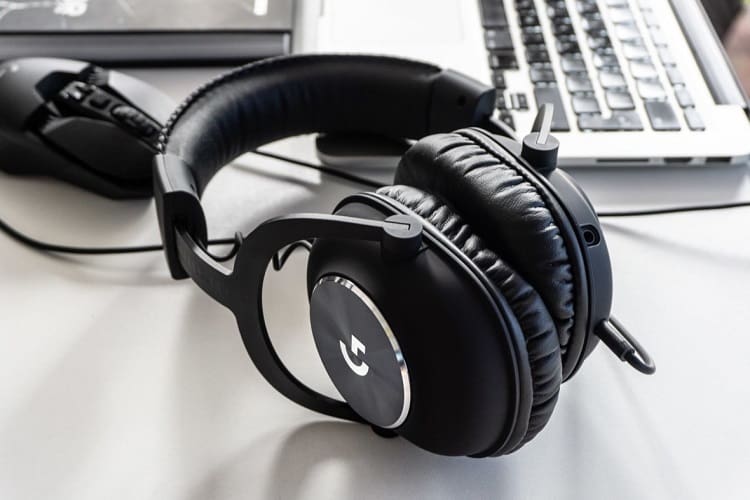 Logitech G lança dois novos headsets e nova linha de mouses sem fio Headset Logitech G PRO X.