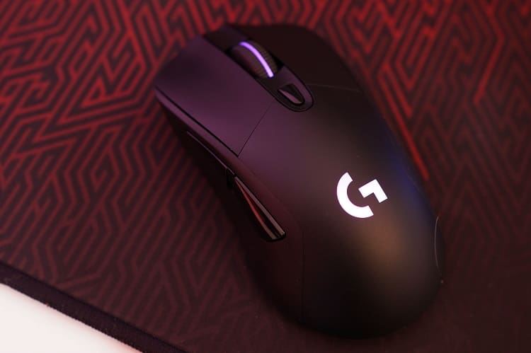 Logitech G lança dois novos headsets e nova linha de mouses sem fio Mouse Logitech G G703 Hero.