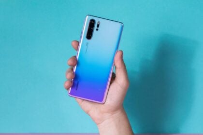 Huawei P30 e P30 Pro recebem EMUI 10 Beta na Europa.