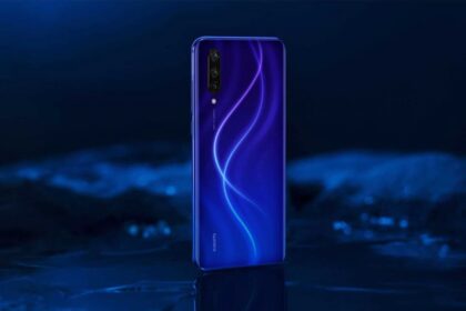 Mi 9 Lite ou Mi CC9 azul.