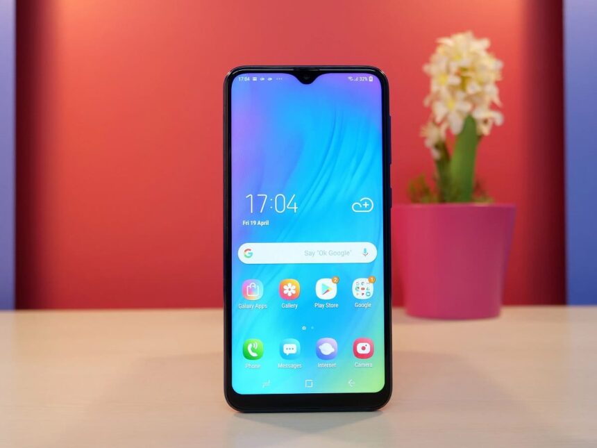 samsung galaxy m10 comeca a receber atualizacao de agosto de 2019