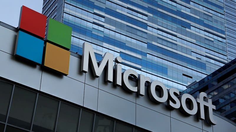 Apple se torna empresa mais valiosa do mundo e supera a Microsoft Apple ultrapassa Microsoft em valor de mercado.