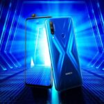 Huawei Honor 9X na cor azul, imagem promocional.