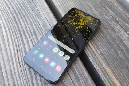 Galaxy A20e nova atualização.