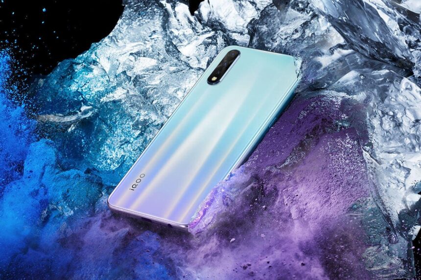 Vivo iQOO Neo 855 branco.