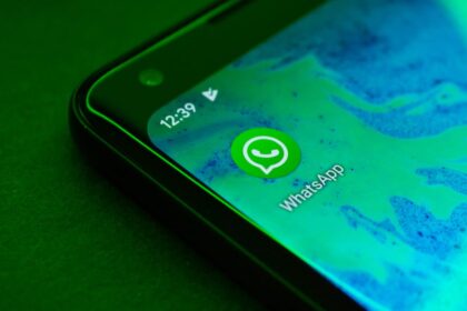 WhatsApp Modo Escuro para beta no Android.