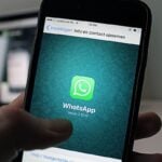 WhatsApp usado no smartphone.