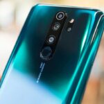 Redmi Note 8 Pro na cor verde, foto focando as câmeras traseiras.