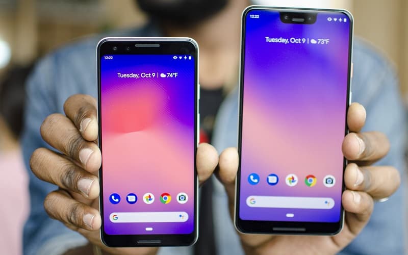 Google Pixel 3: Algumas unidades do aparelho estão desligando sozinhas Google Pixel 3 e 3 XL com telas ligadas.