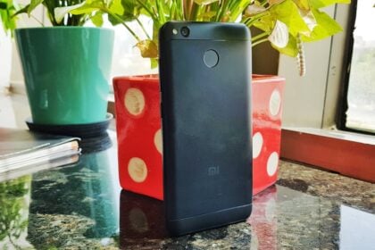 Redmi 4 preto.